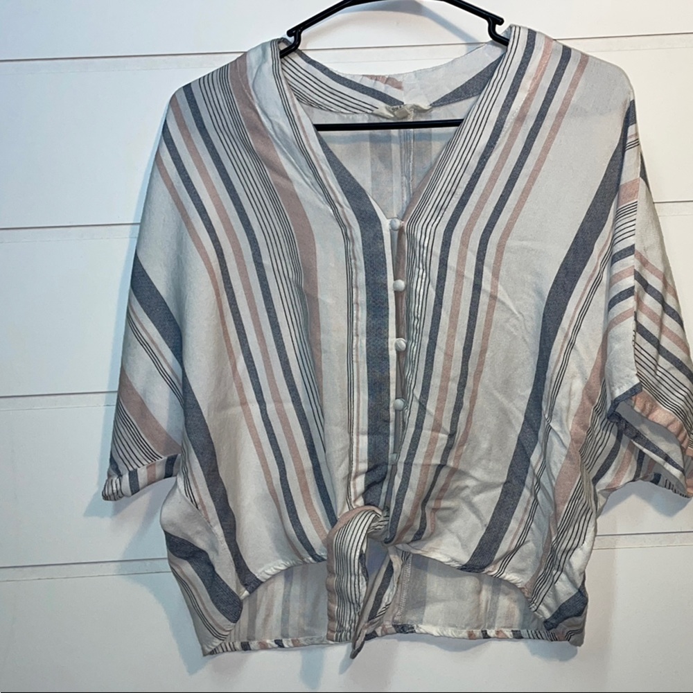 Buttons down with tie front women’s shirt